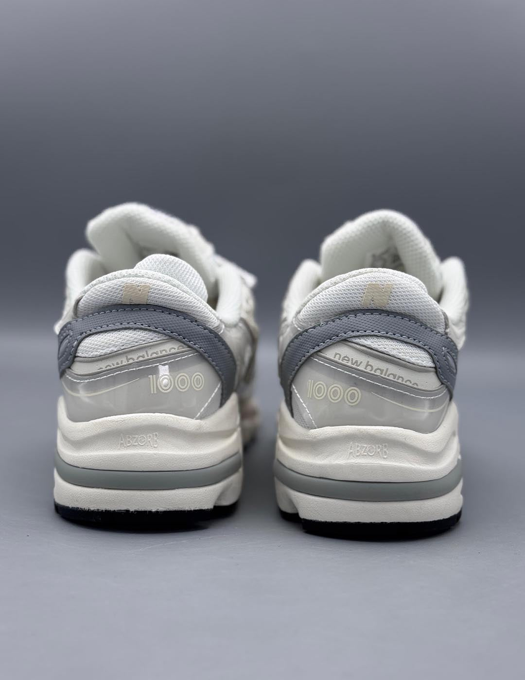 New Balance 1000