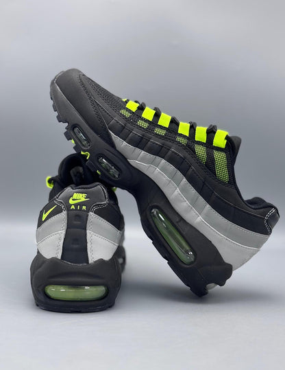 Air Max 95 Black Neon