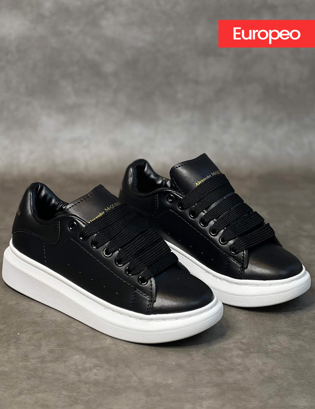 Alexander McQueen Negro