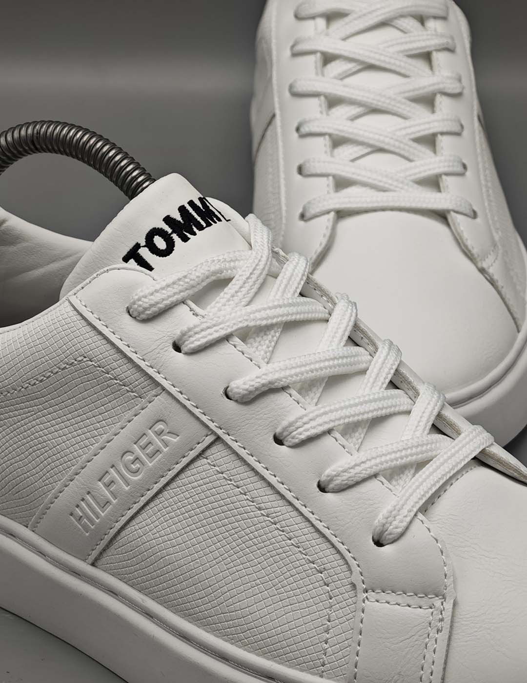 Tommy Hilfiger White