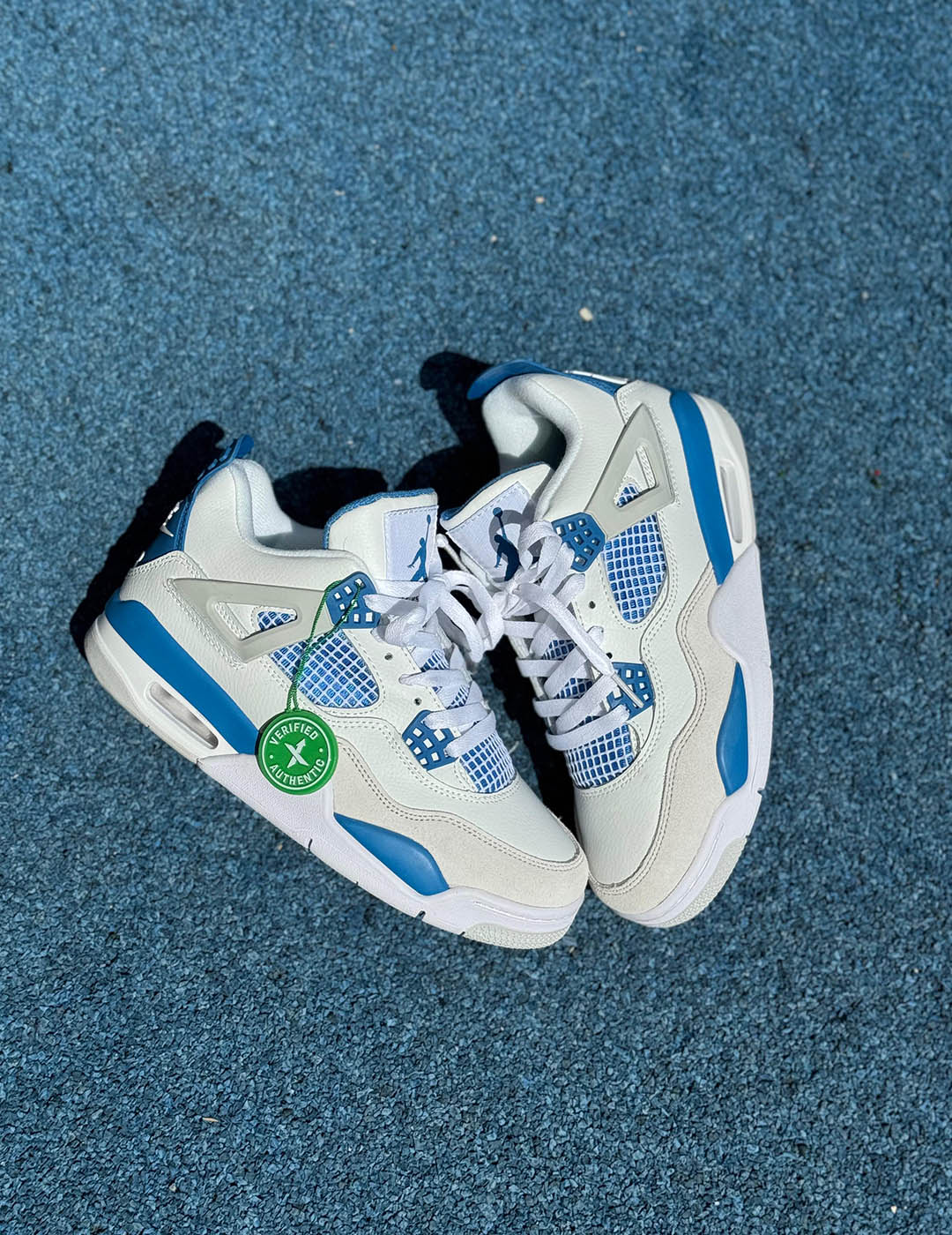 Air Jordan 4 Military Blue