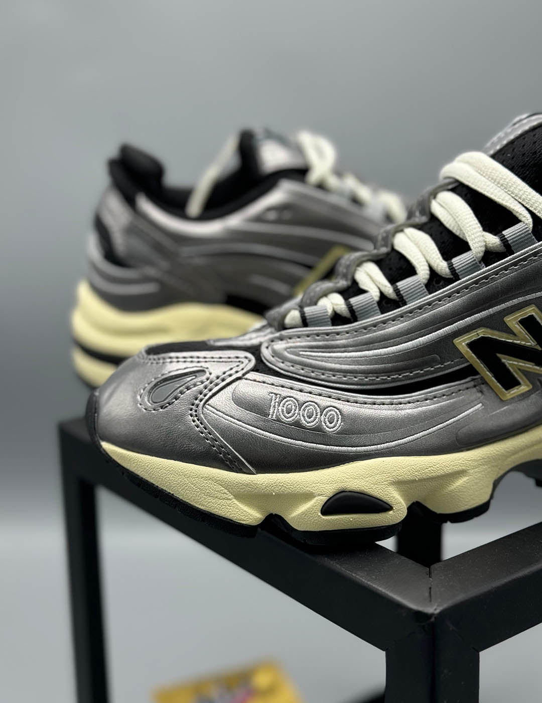 New Balance 1000 Silver Metallic