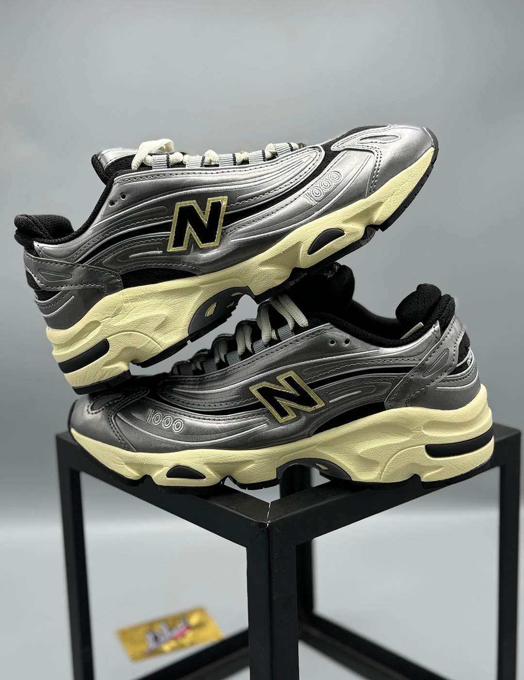 New Balance 1000 Silver Metallic