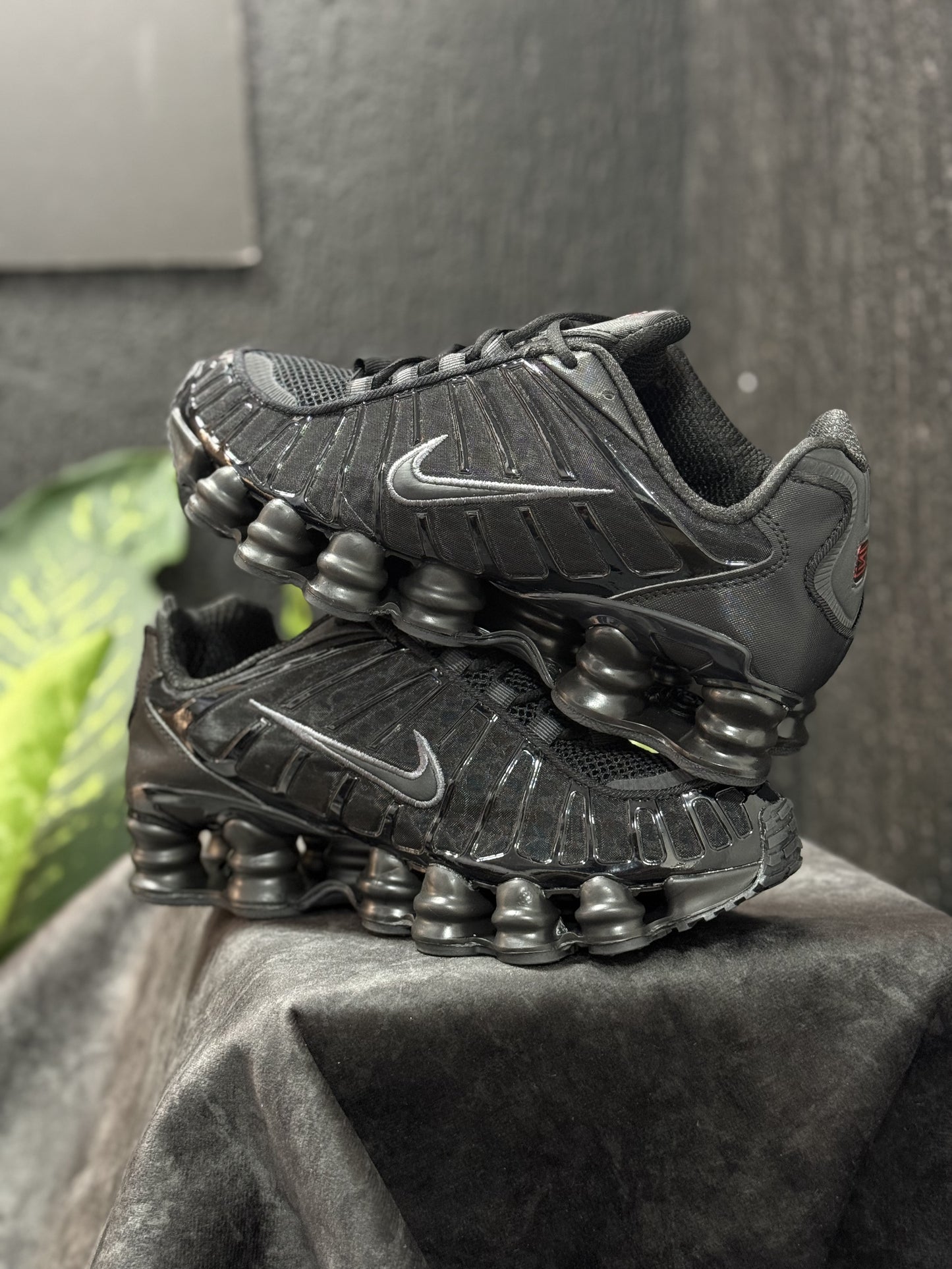 Nike Shox TL – Triple Black