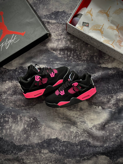 Air Jordan 4 Retro “Black Hyper Pink”