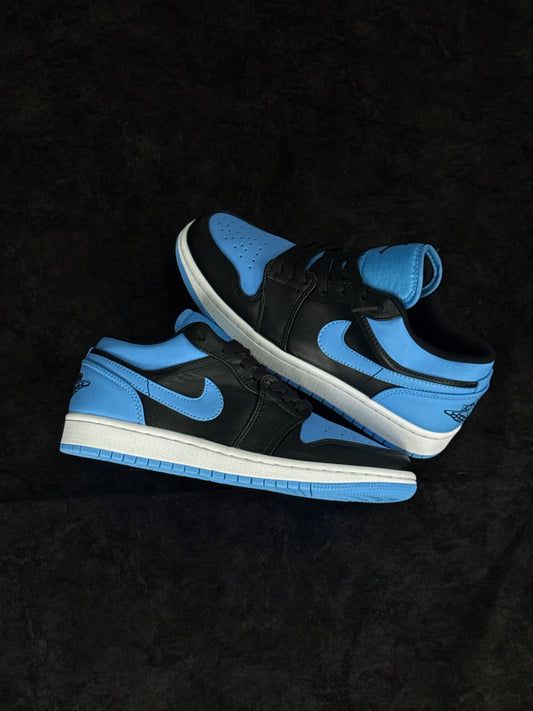Air Jordan 1 Low “UNC Black”