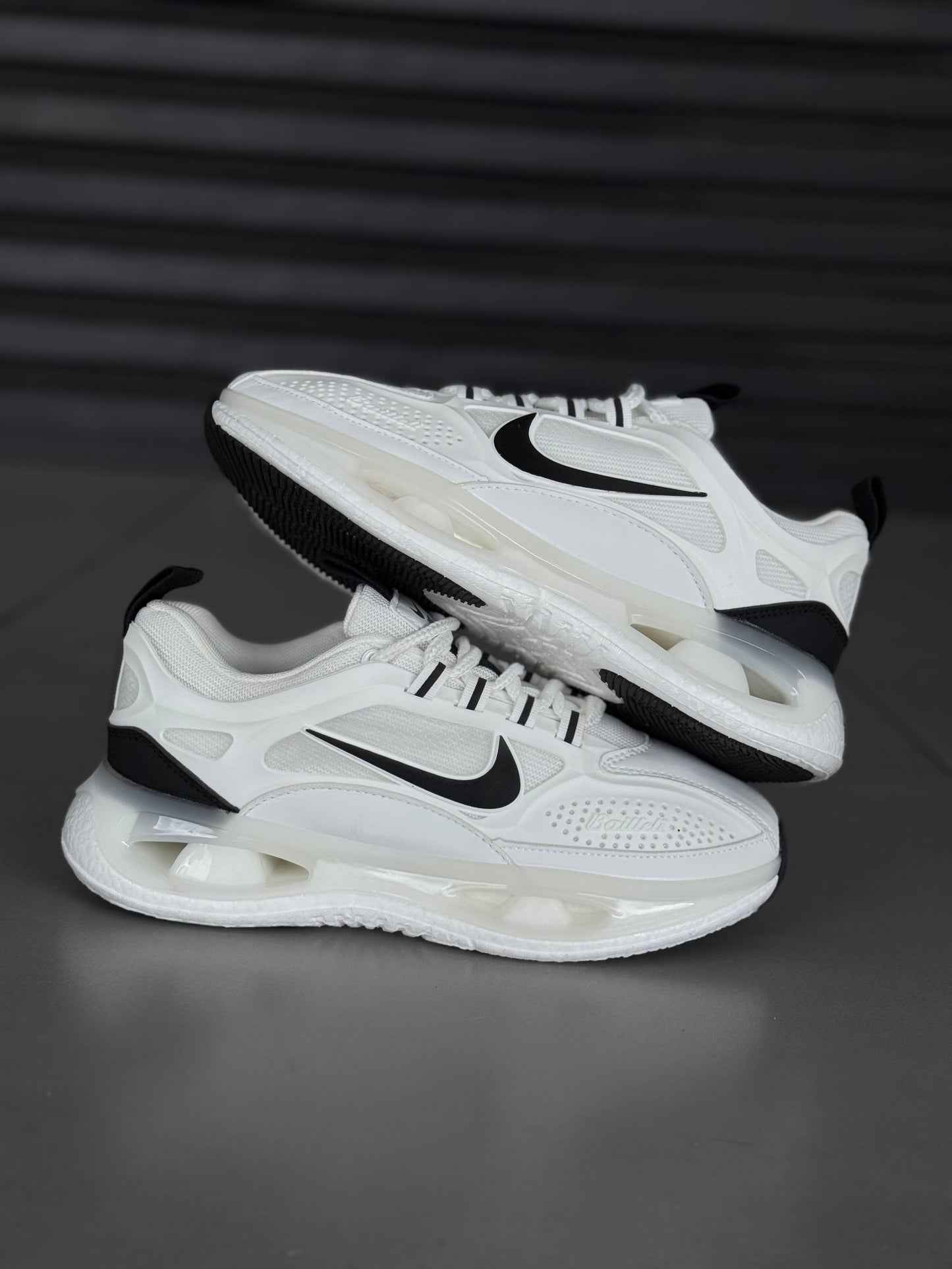 Nike Air Max Motion