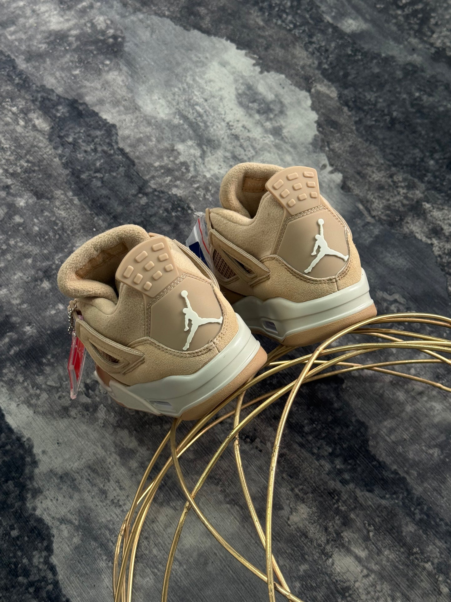 Air Jordan 4 “Cozy Girl”