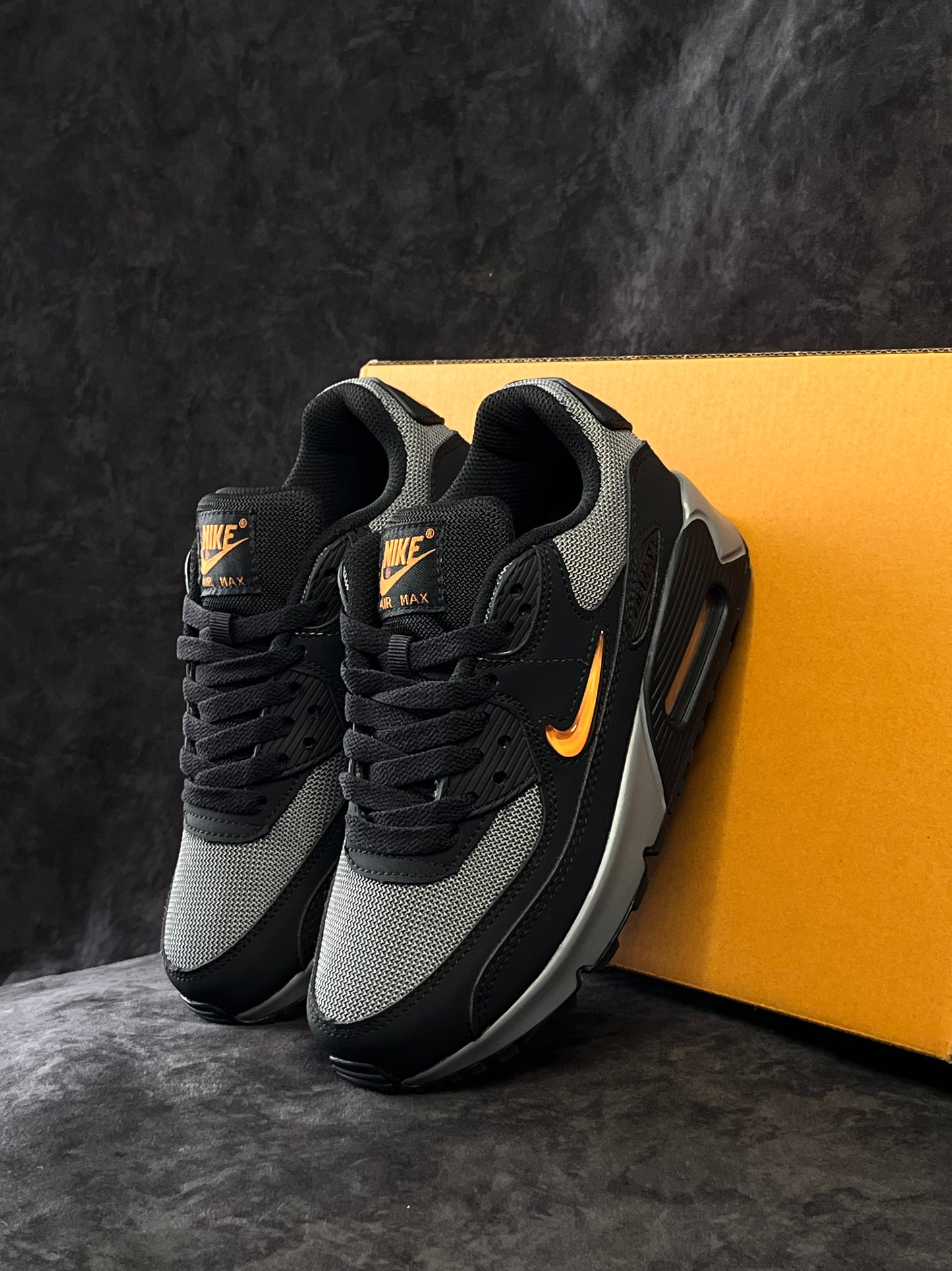 Nike Air Max 90 Jewel - Black Safety Orange
