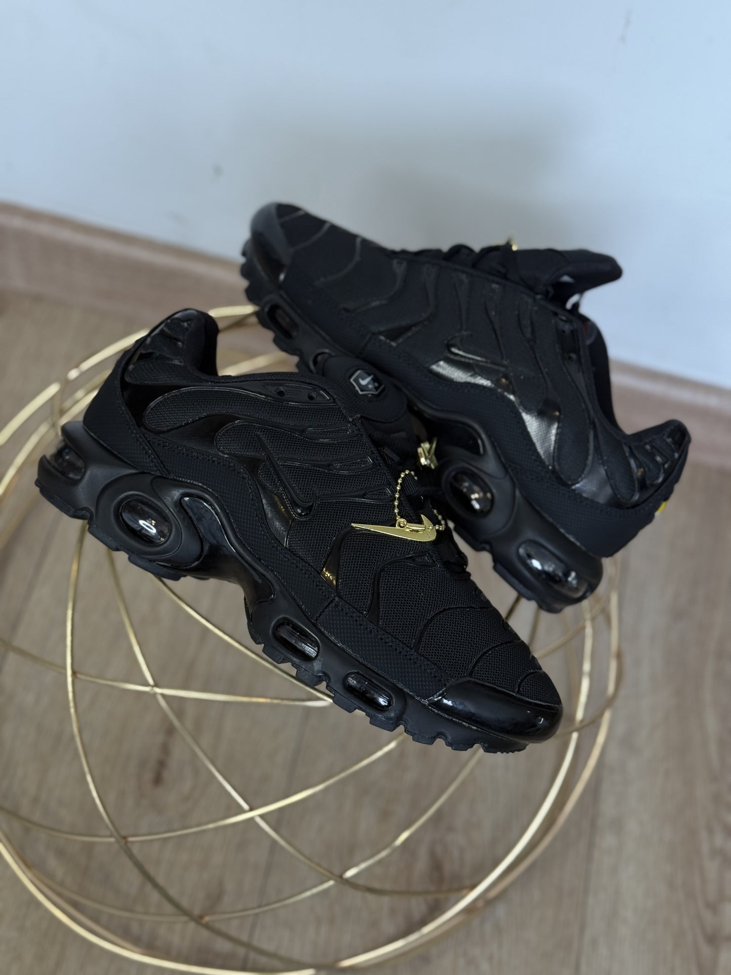 Air Max TN Black Gold
