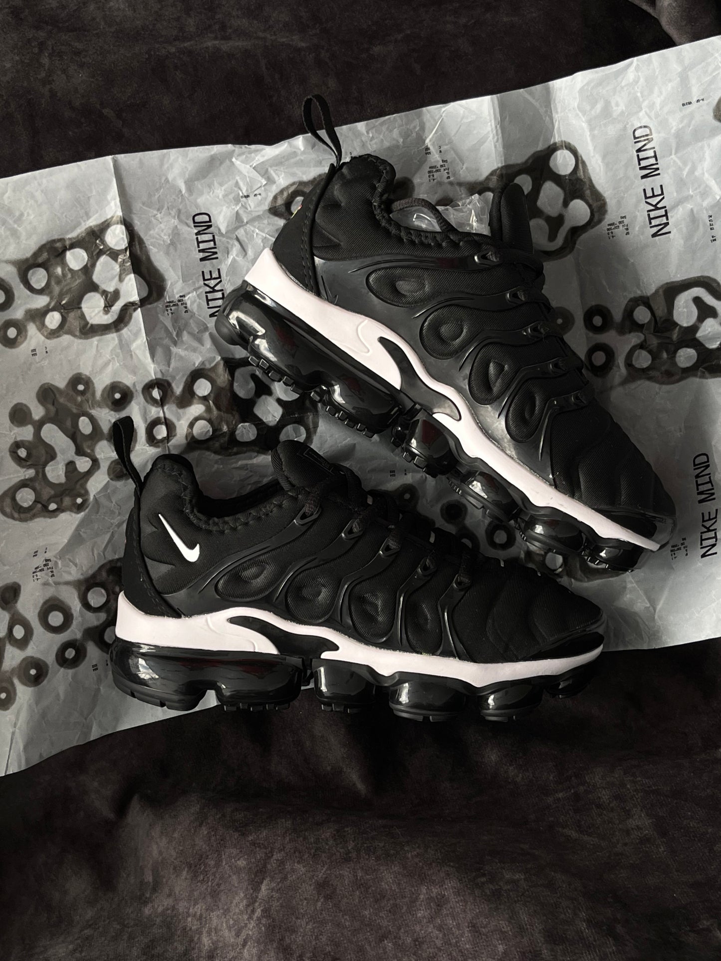 Nike Air VaporMax Plus Black/White