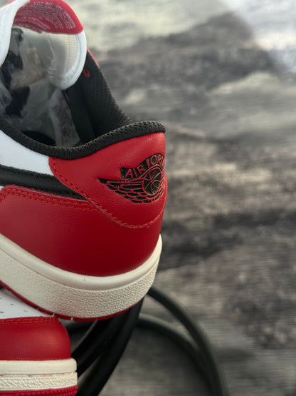 Nike Air Jordan 1 Low OG Chicago