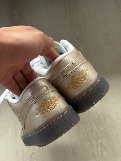 Air Jordan 1 Low Merallic Zinc