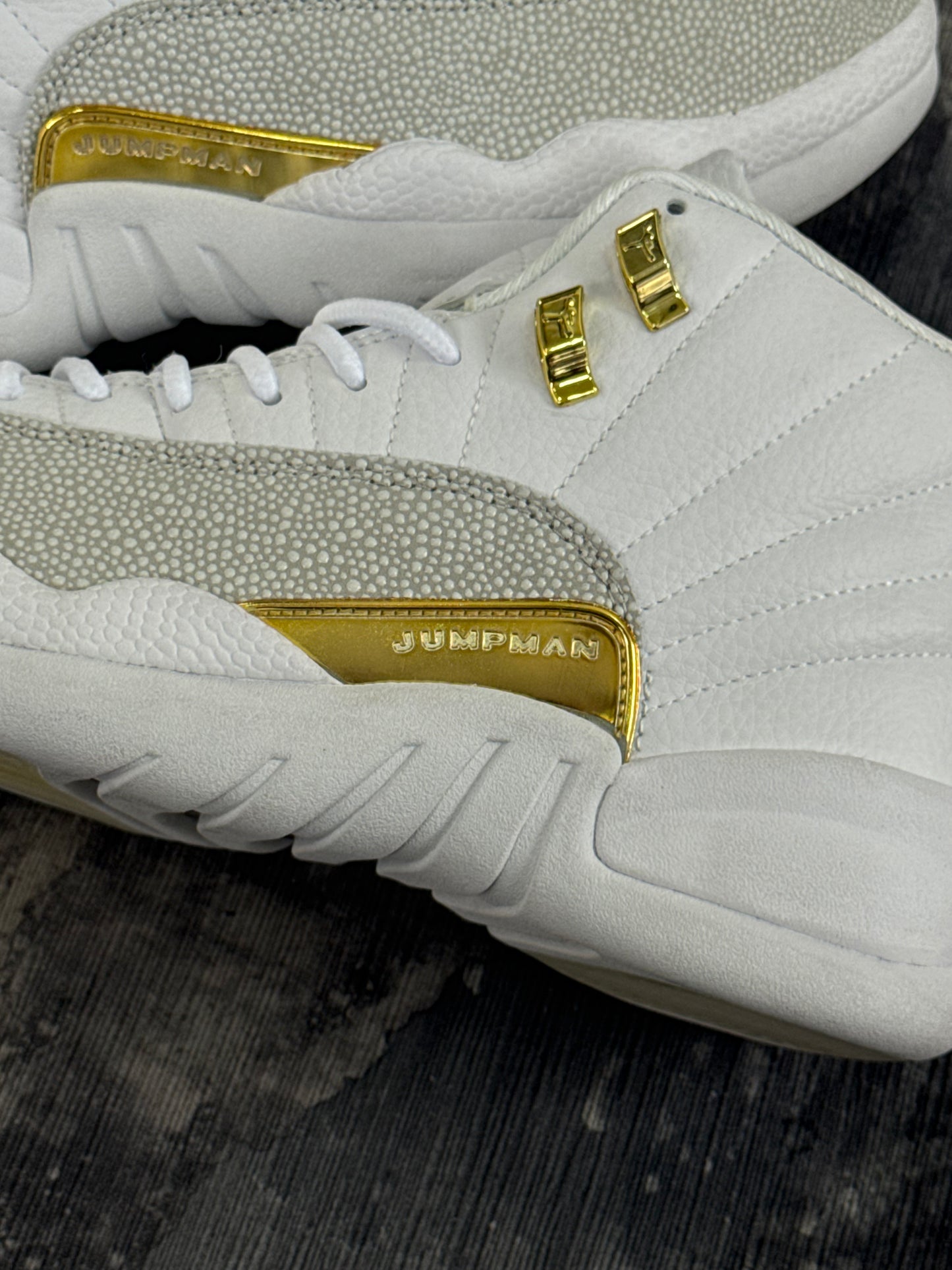 Air Jordan 12 Retro OVO Blanco