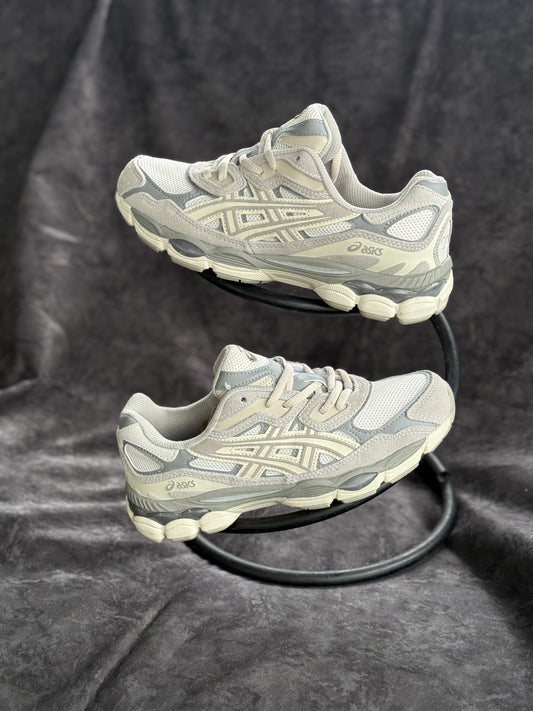 ASICS Gel-NYC Beige – Retro Runner Streetwear