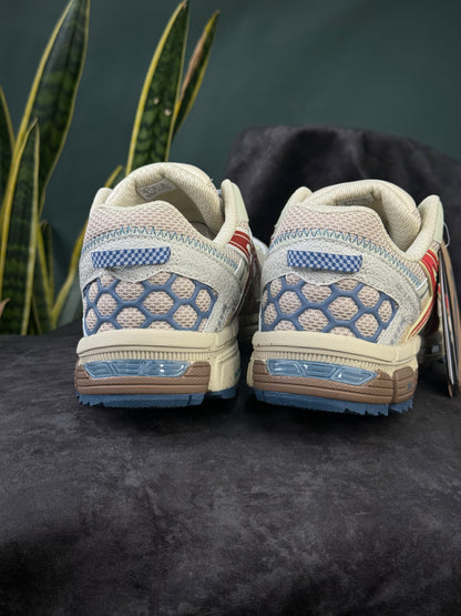 ASICS Gel-Kahana 8 Light Brown Red