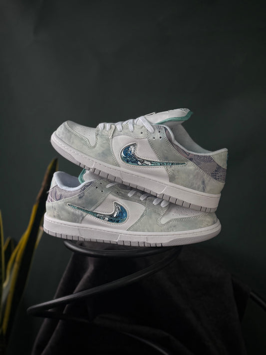 Nike Dunk Low “Year of the Dragon”