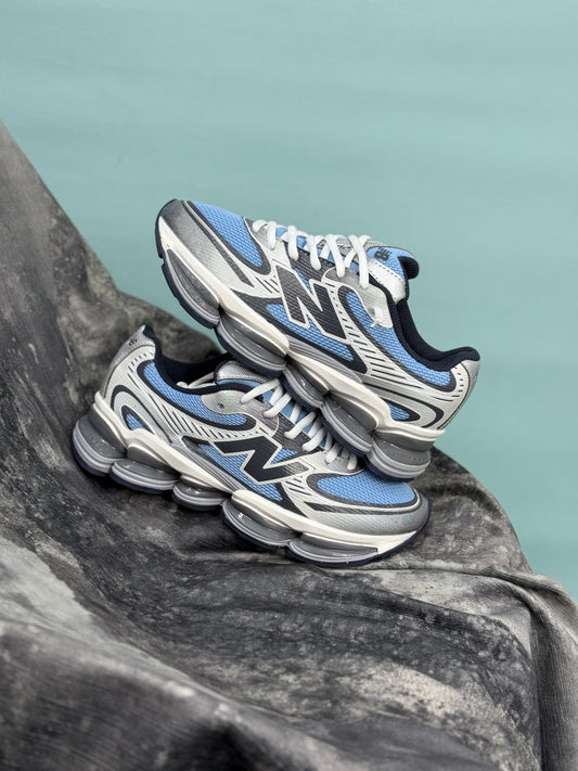 New Balance 2002R,