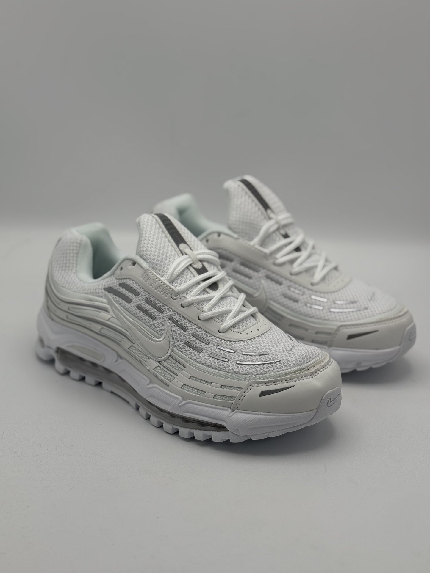 Nike Air Max 97 Blanco Perla – Máximo confort, estilo elevado