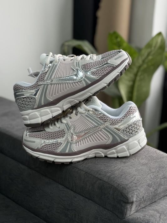 Nike Zoom Vomero 5 Metallic Silver Platinum Violet