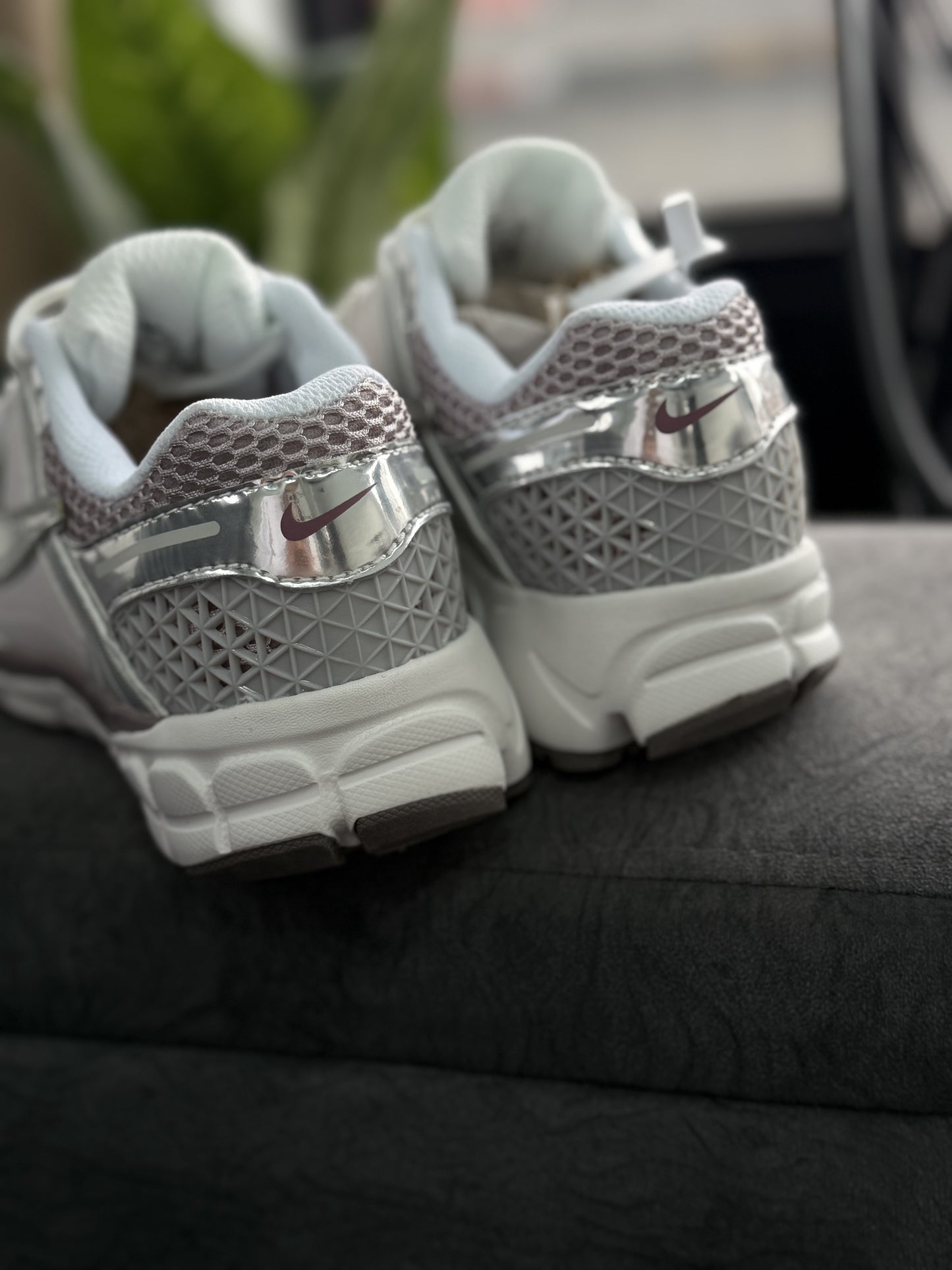 Nike Zoom Vomero 5 Metallic Silver Platinum Violet