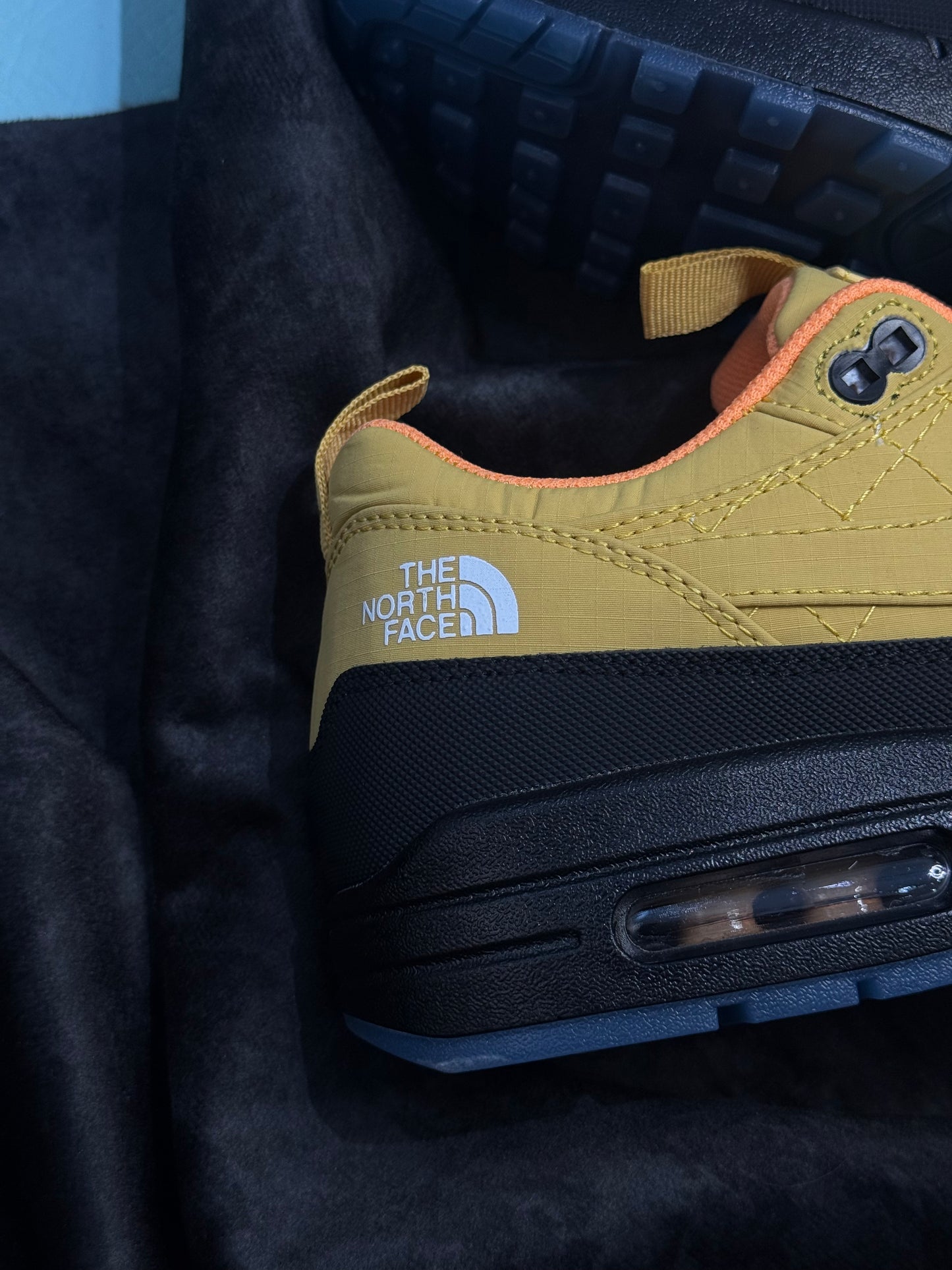 Nike Air Max 1 x The North Face