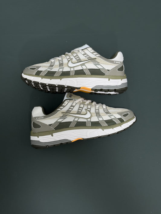 Nike Zoom Vomero 5 Light Bone
