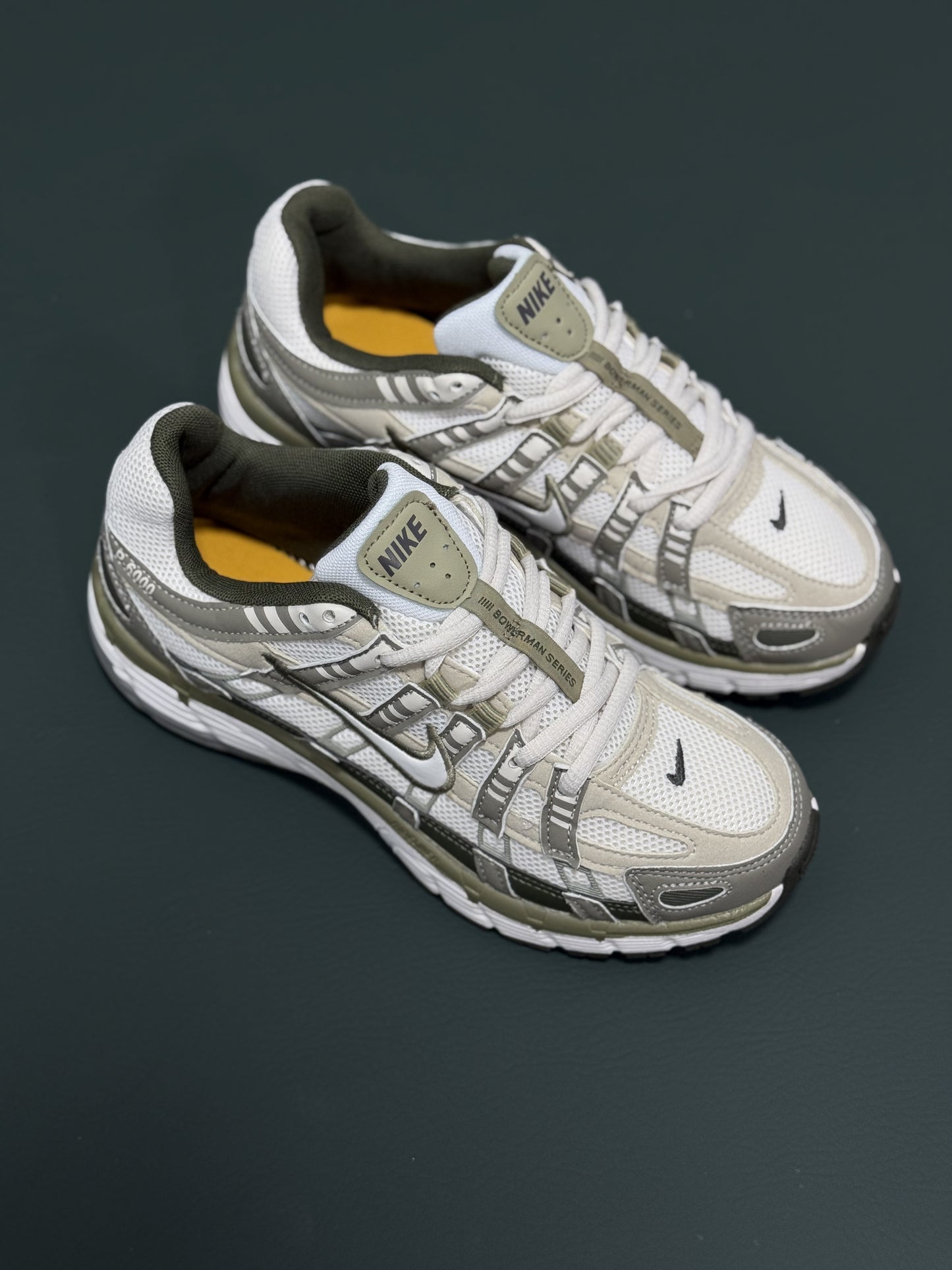 Nike Zoom Vomero 5 Light Bone