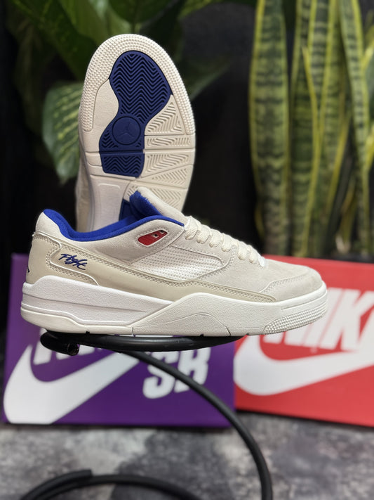 Air Jordan 2 Low “White Royal” – Clásico y versátil