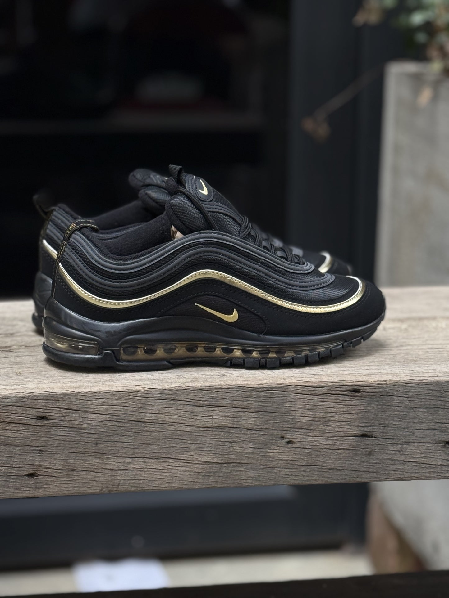 Zapatillas Nike Air Max 97 CM "Negro/Oro Metálico