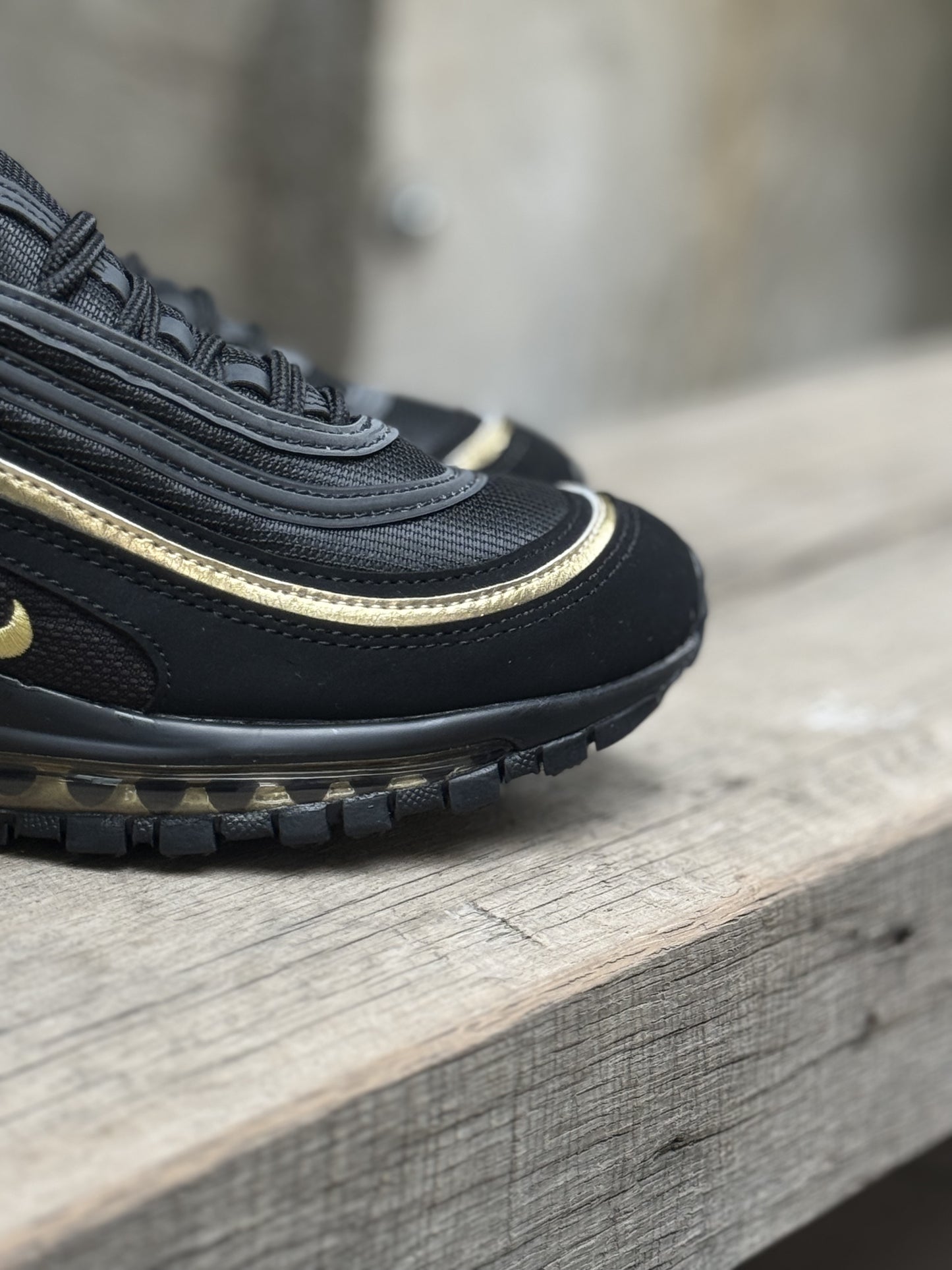 Zapatillas Nike Air Max 97 CM "Negro/Oro Metálico
