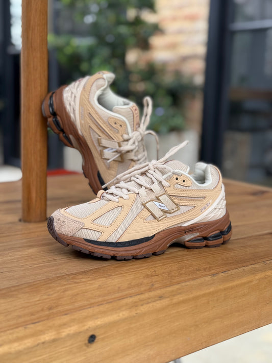 New Balance 2002R “Cream Latte” – Edición Especial