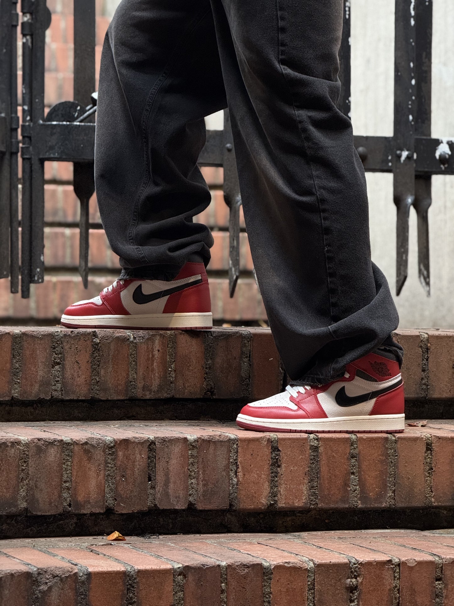 Air Jordan 1 High Lost and Found