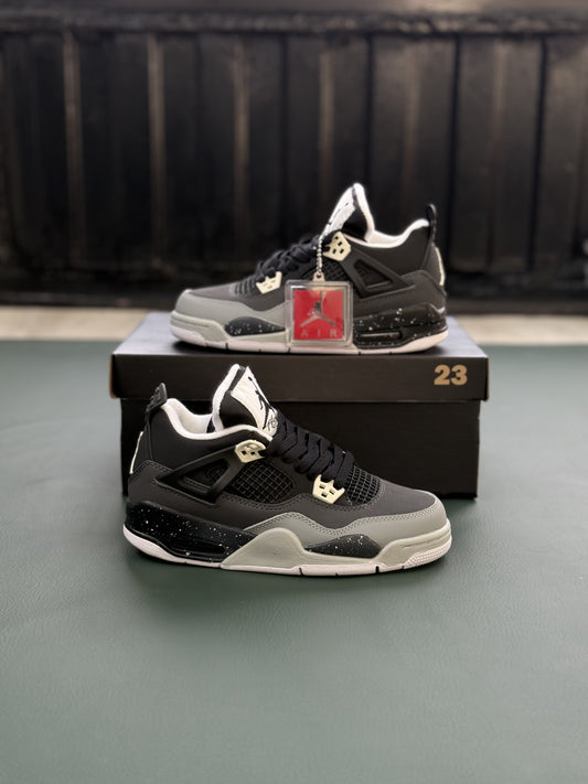 Air Jordan 4 Retro Black/Grey