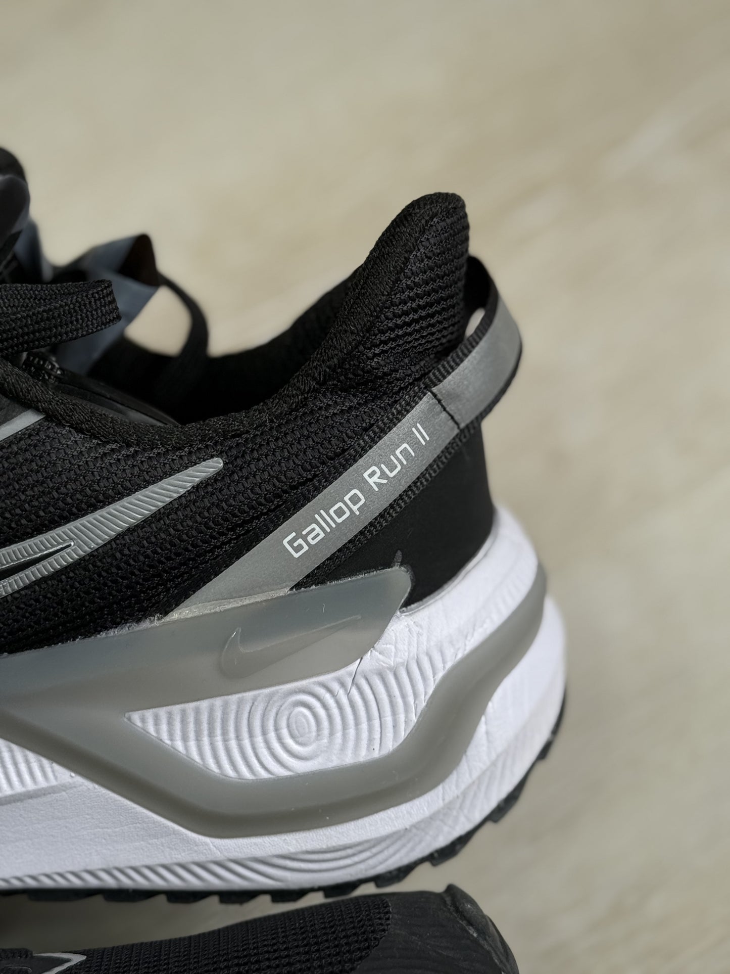 Nike Cosmic Runner Gs