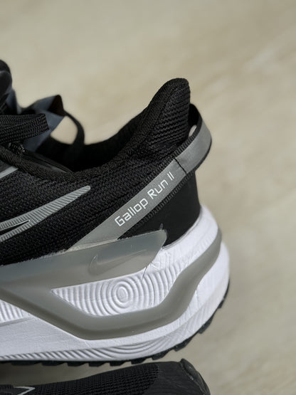 Nike Cosmic Runner Gs