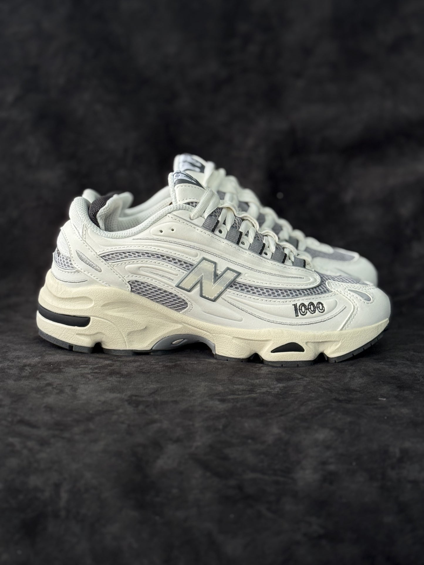 New Balance 1000