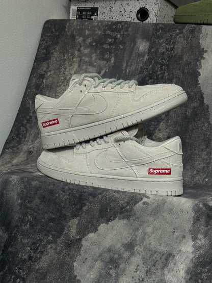 Nike SB Dunk Low x Supreme "White Cement"