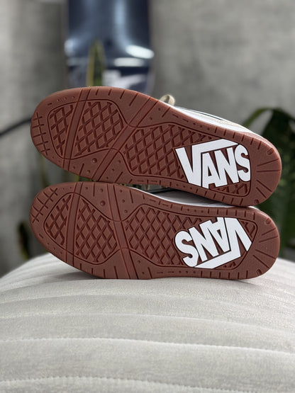 Vans Hylane sneakers in tri-tone khaki
