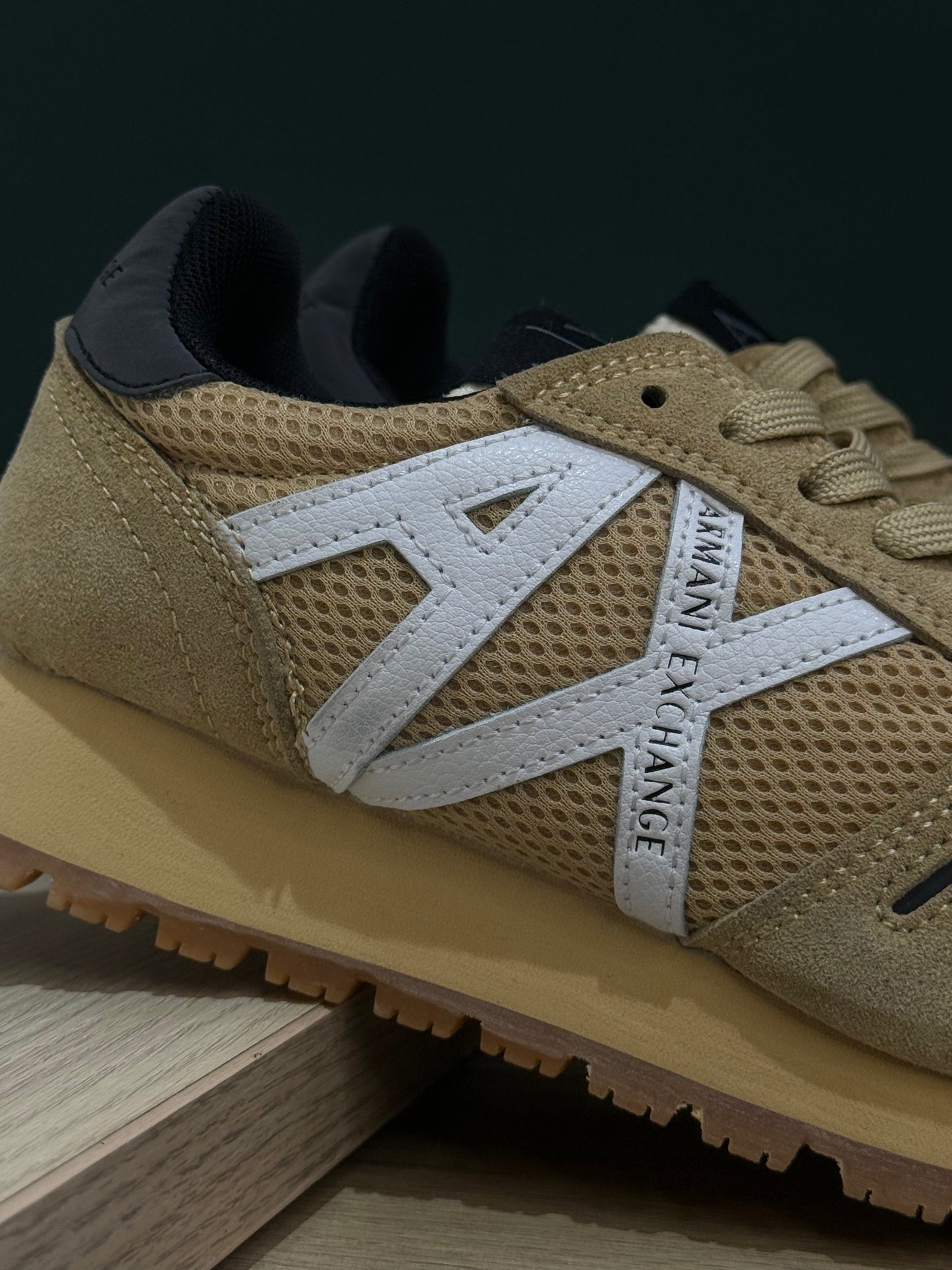 Armani Exchange Arena/Beige
