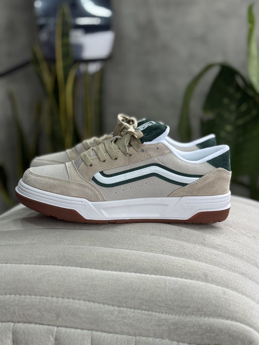 Vans Hylane sneakers in tri-tone khaki