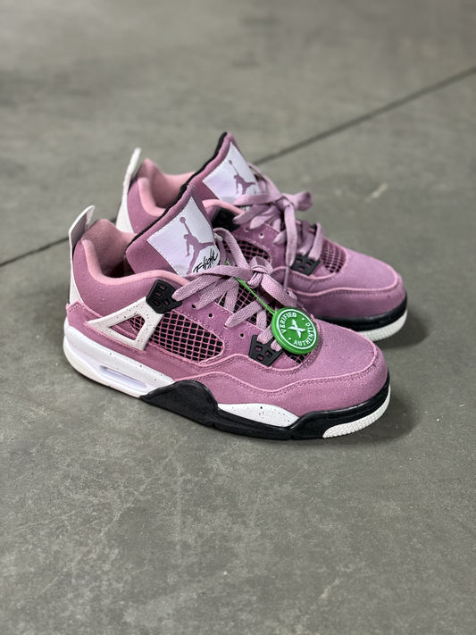 Jordan Retro 4