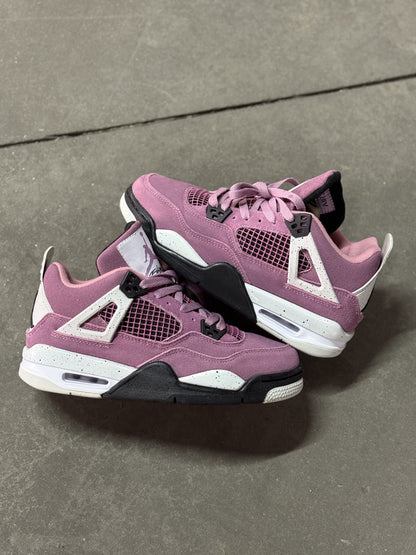 Jordan Retro 4