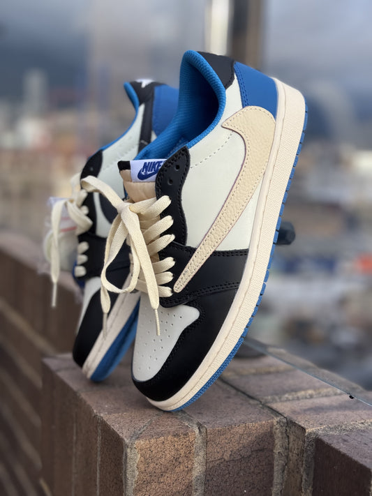 Nike Air Jordan 1 Low OG x Travis Scott “Reverse Mocha” - Azul Royal / Edición limitada