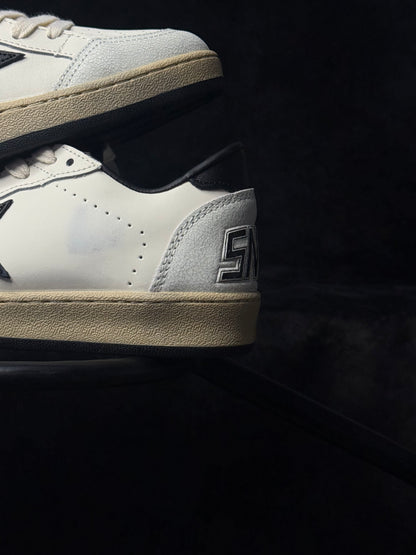 Golden Goose Ball Star White Black