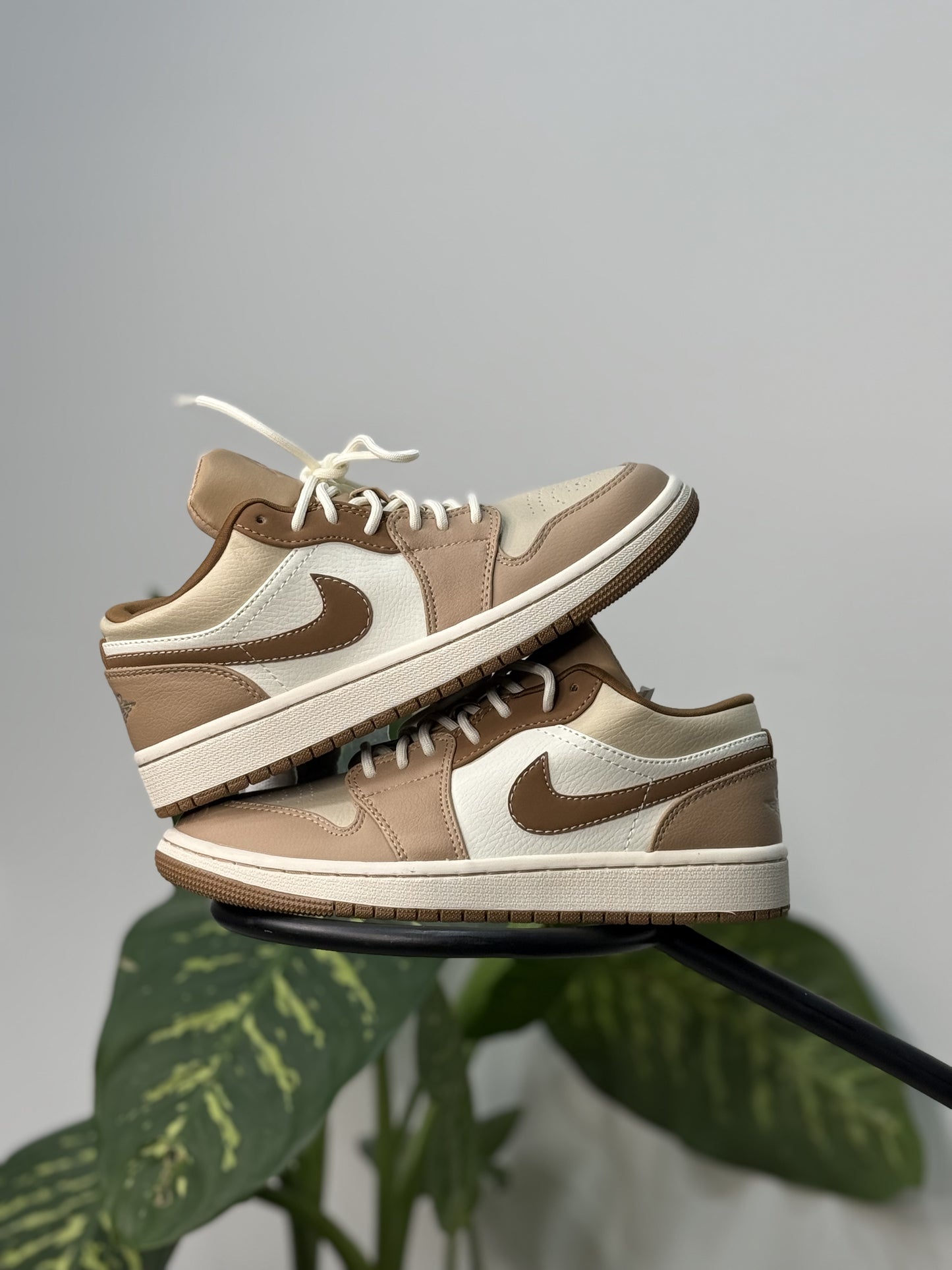 Jordan 1 Low Tan Brown