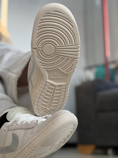 Nike Dunk Low Light Bone