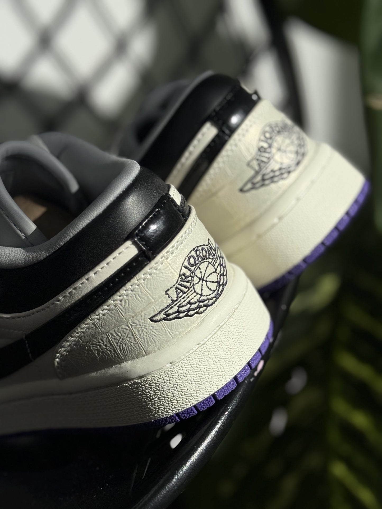 Nike Jordan 1 Low Black &amp; White Croc