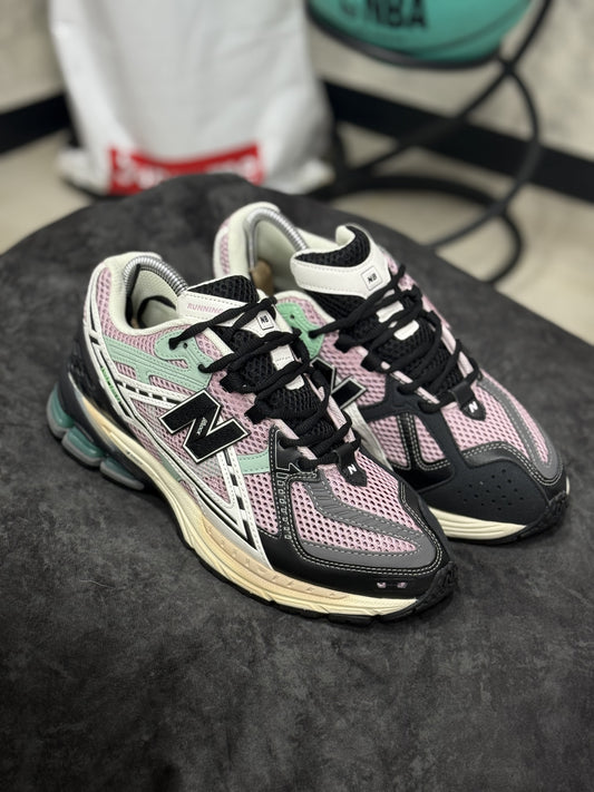 New Balance 1906 Sneakers | Pink |