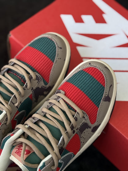 Nike SB Dunk Low Freddy Krueger